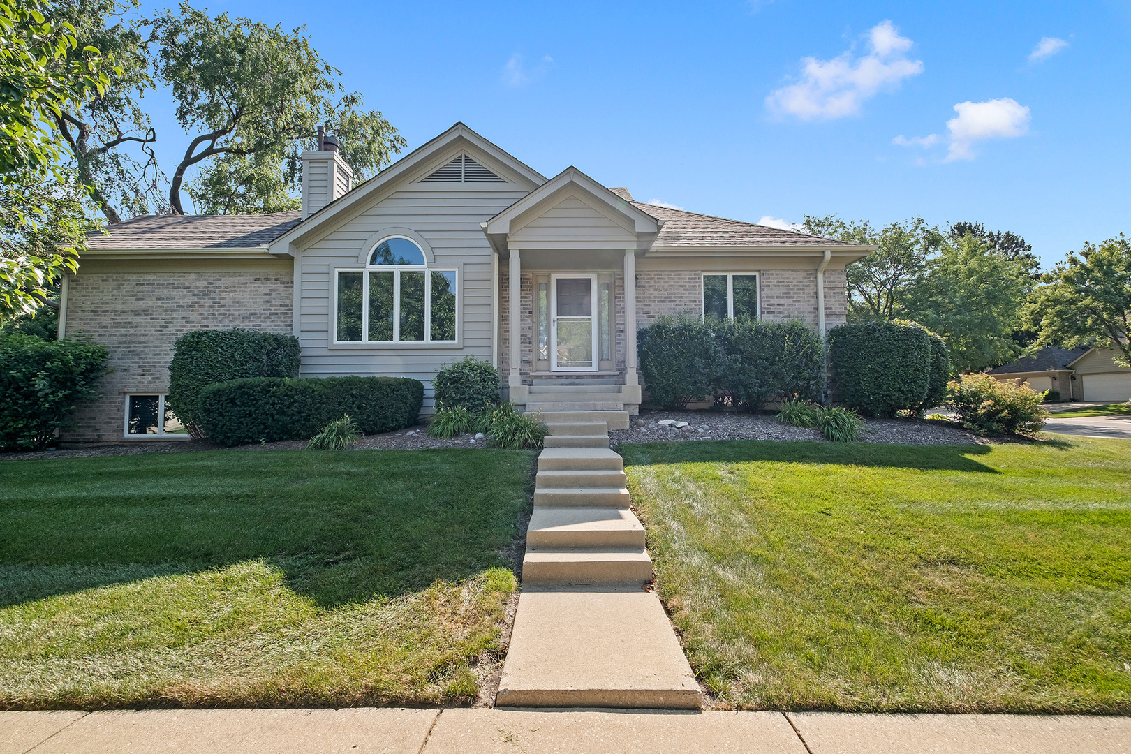 2260 DURAND Drive