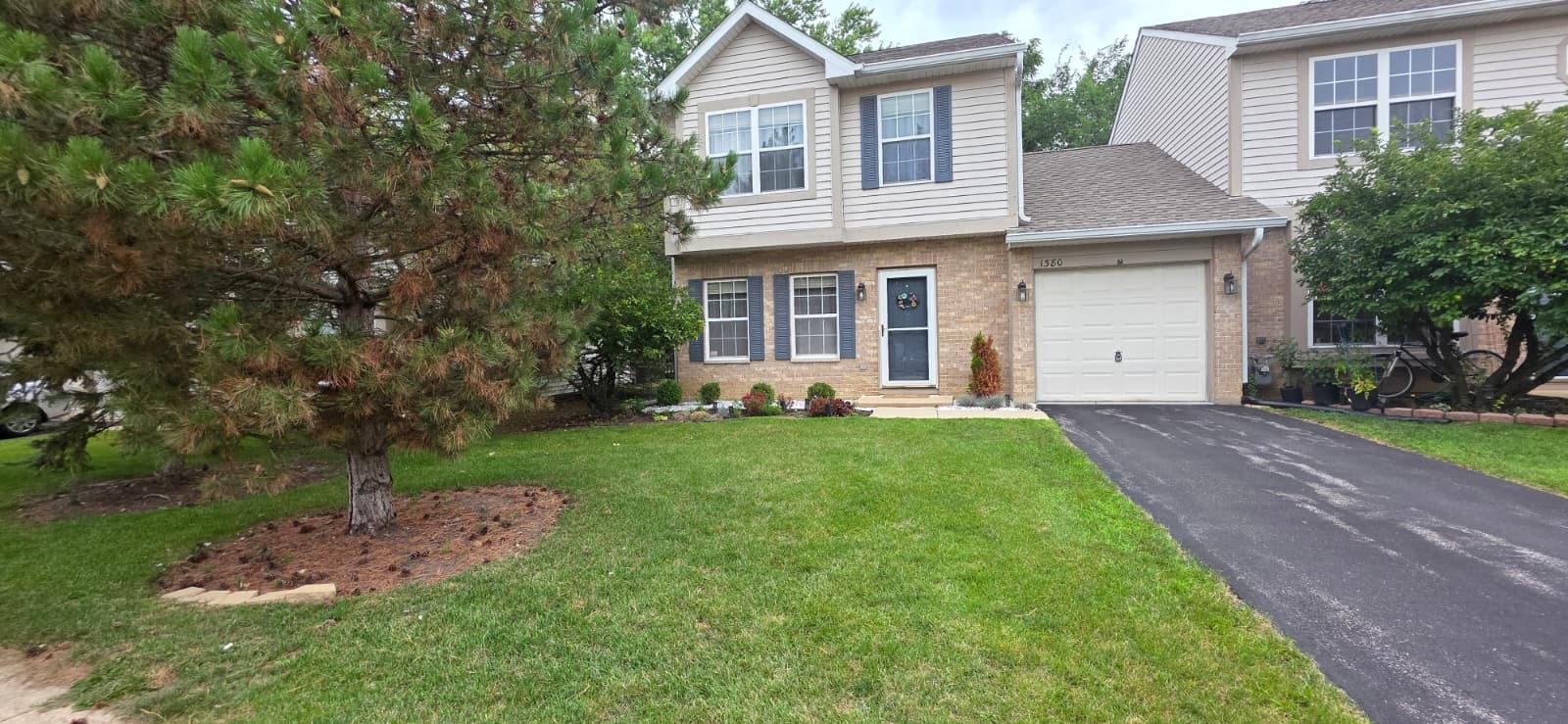 1380 Split Oak Circle