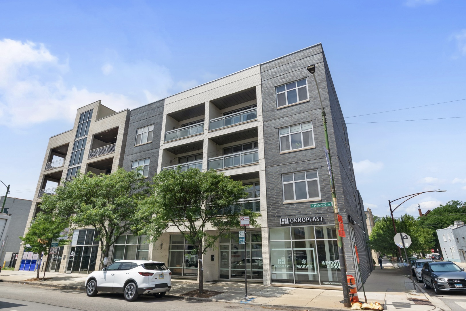 1601 PEARSON Street