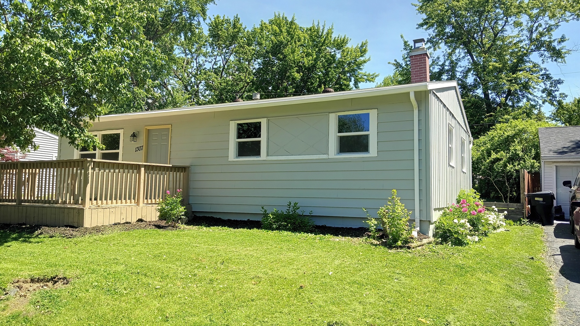 1307 Glenwood Road