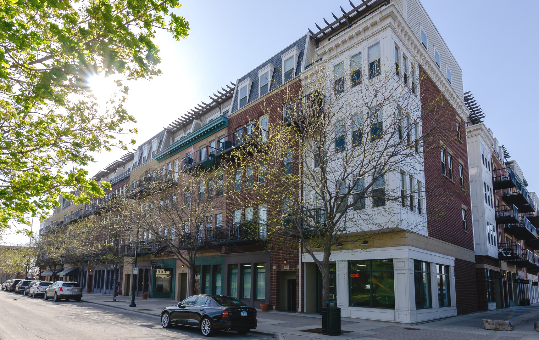 354 River Street