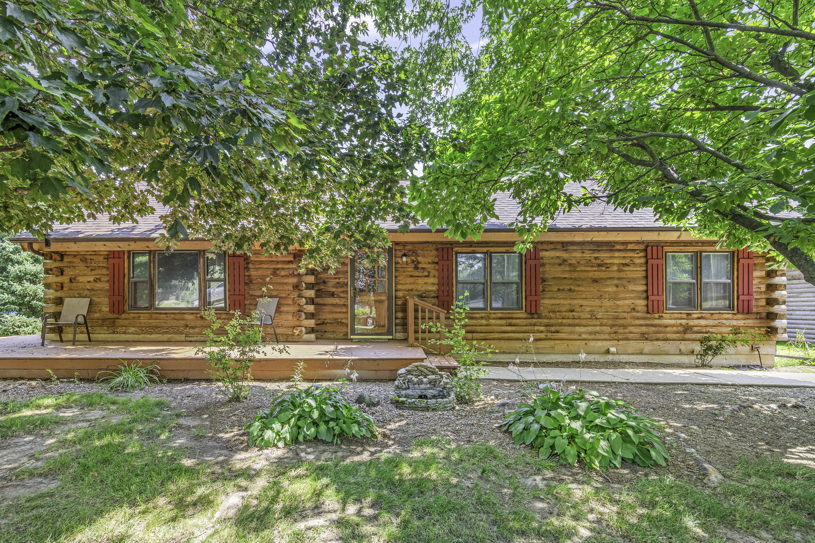 871 Lake Holiday Drive