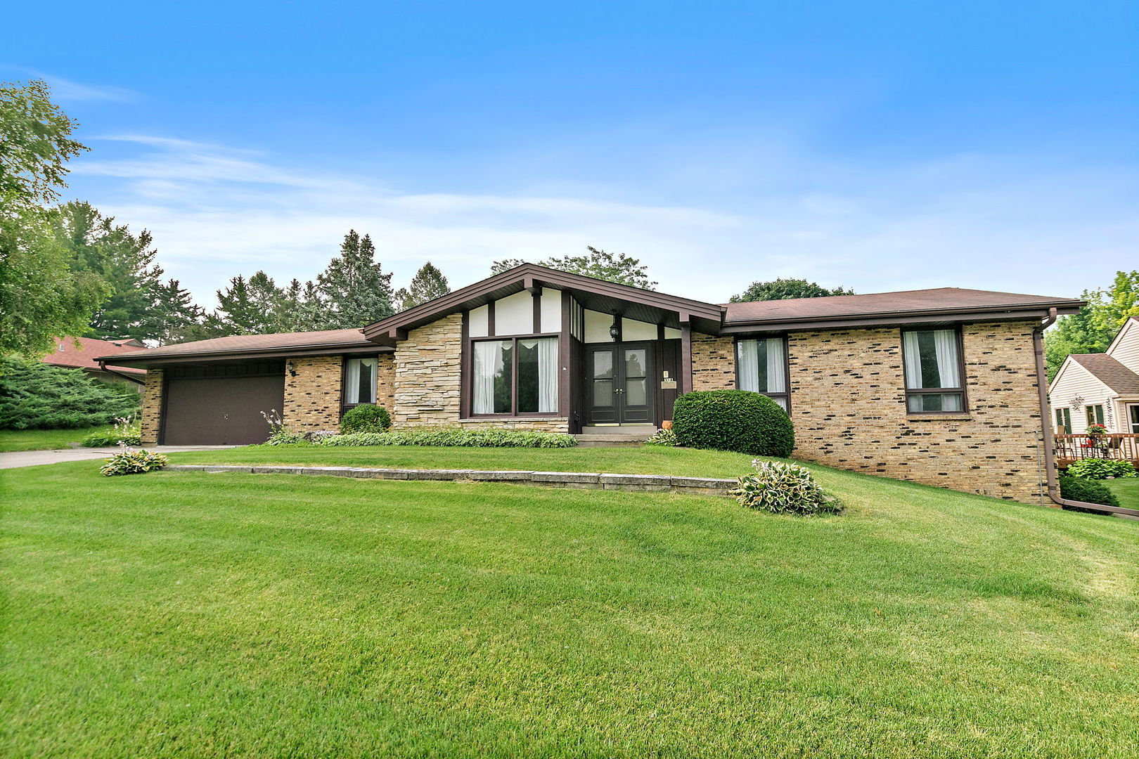 318 Laurel Lane