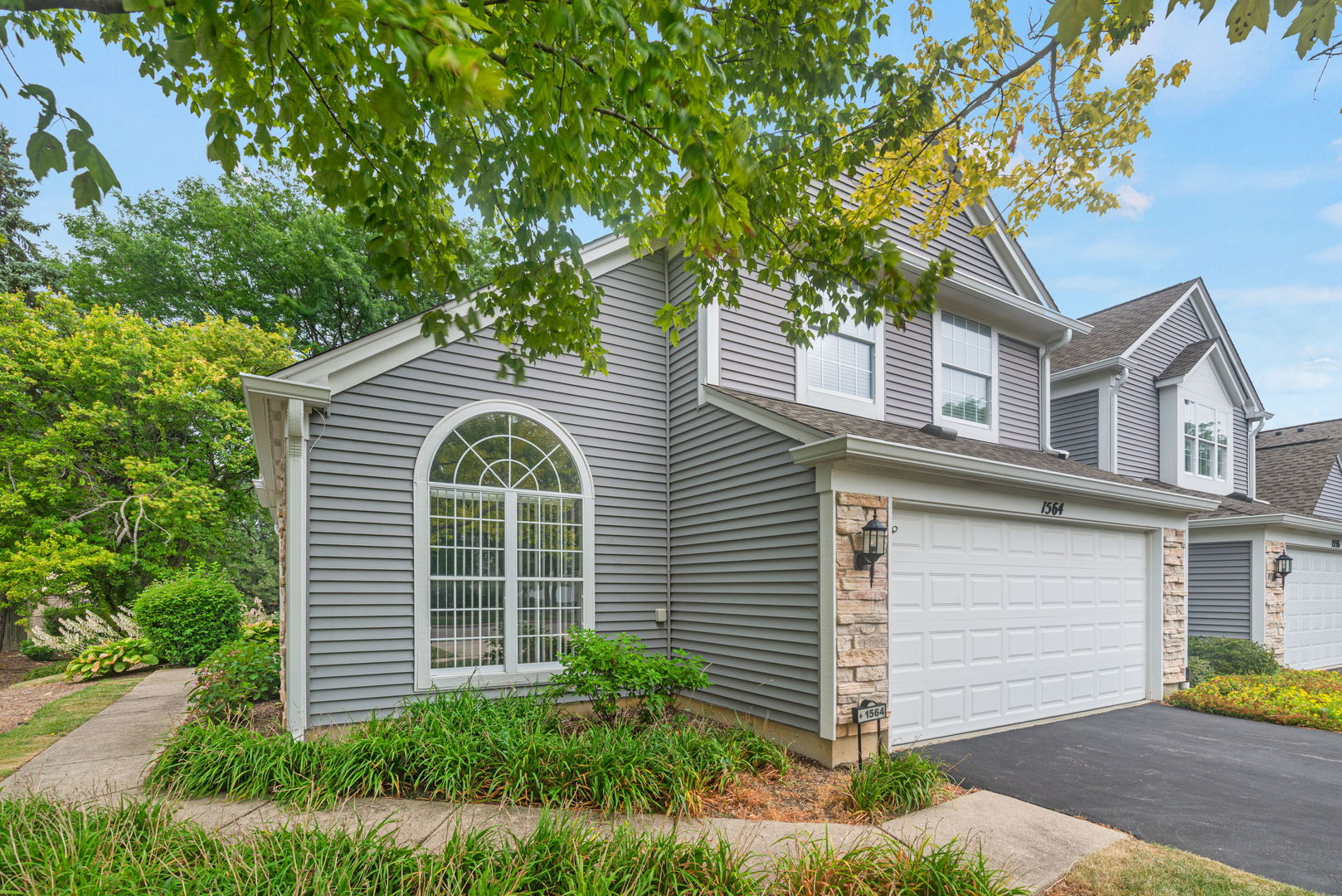 1564 Westbury Drive