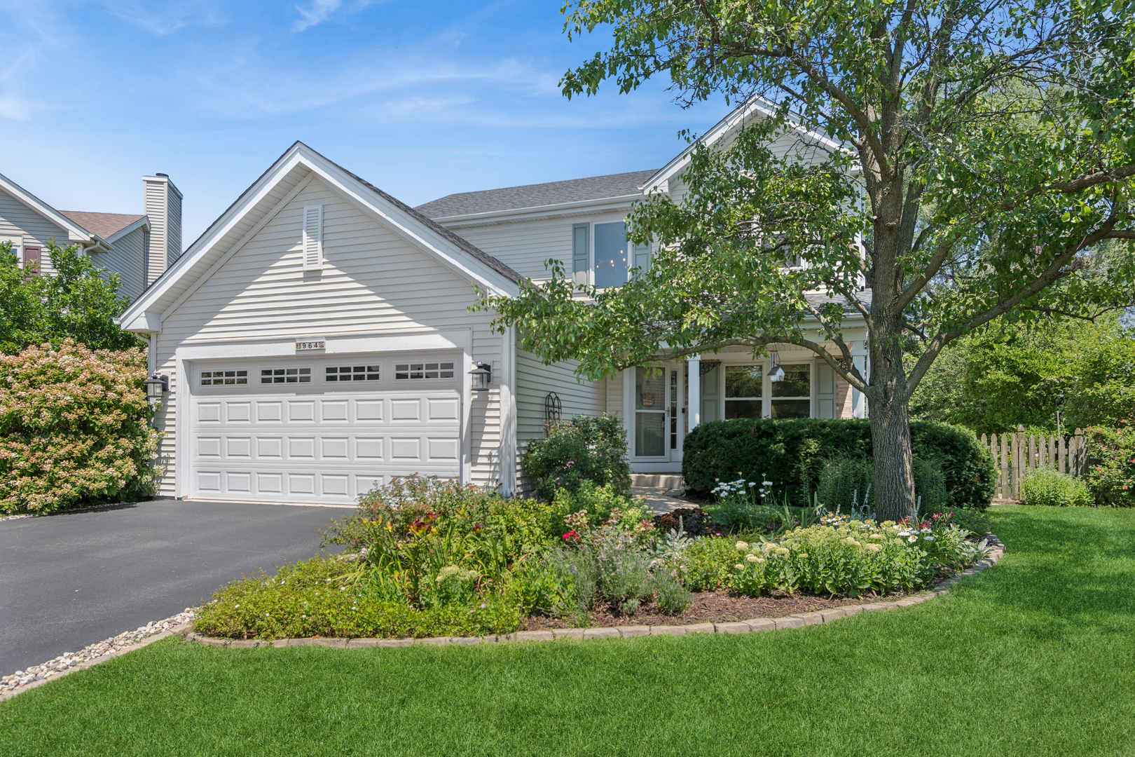 964 Lakestone Lane