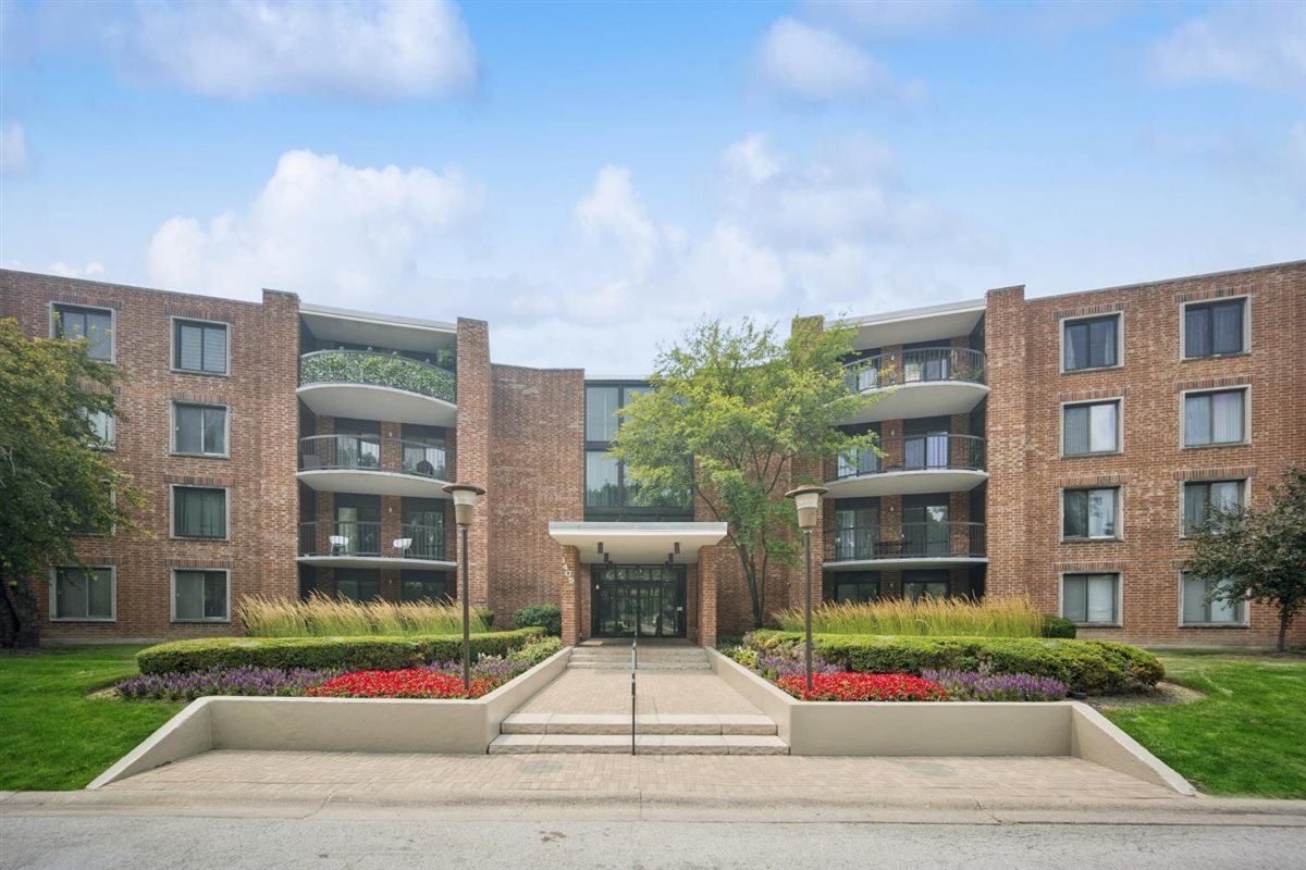 1405 Central Road