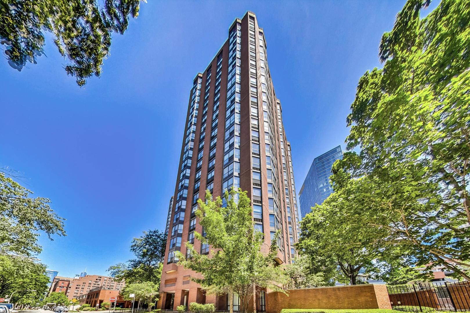 901 PLYMOUTH Court