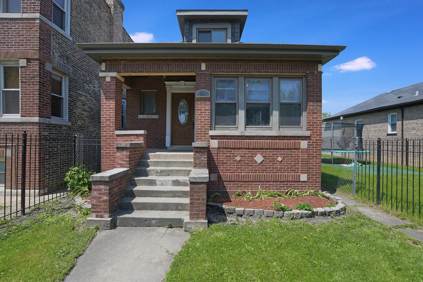 946 Homan Avenue