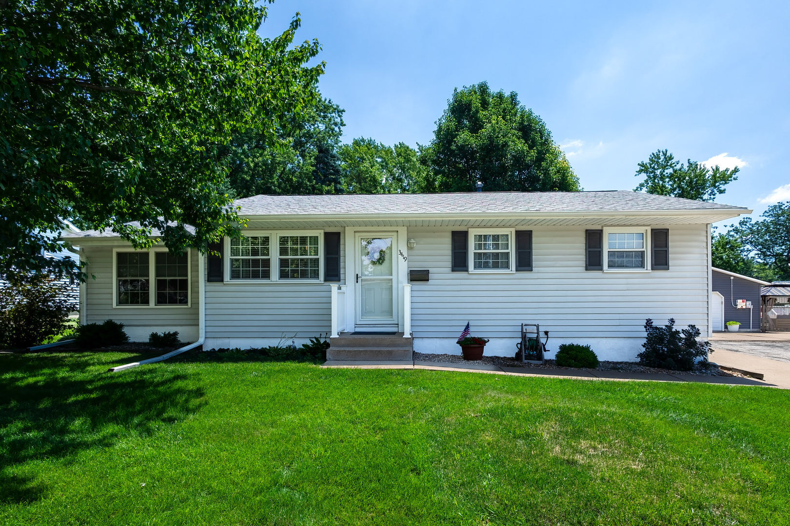 3419 Wakonda Drive