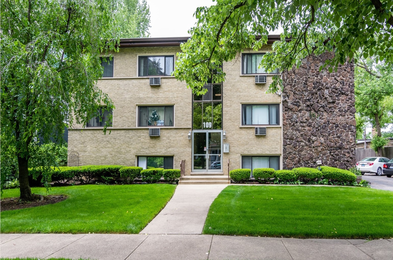109 Elmwood Avenue