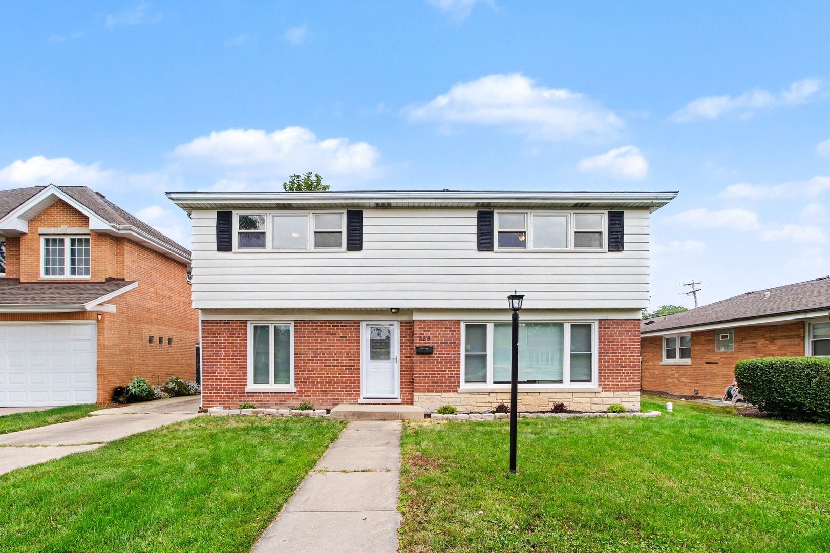 538 Broadway Avenue