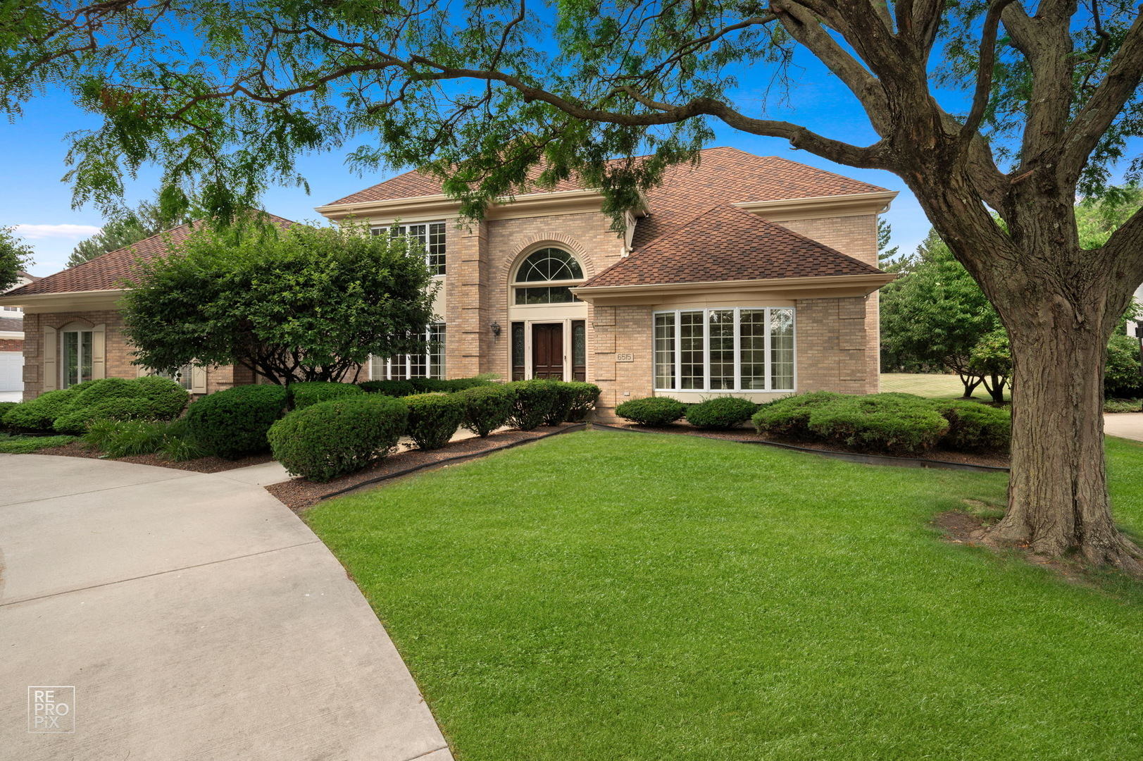6515 Manor Drive