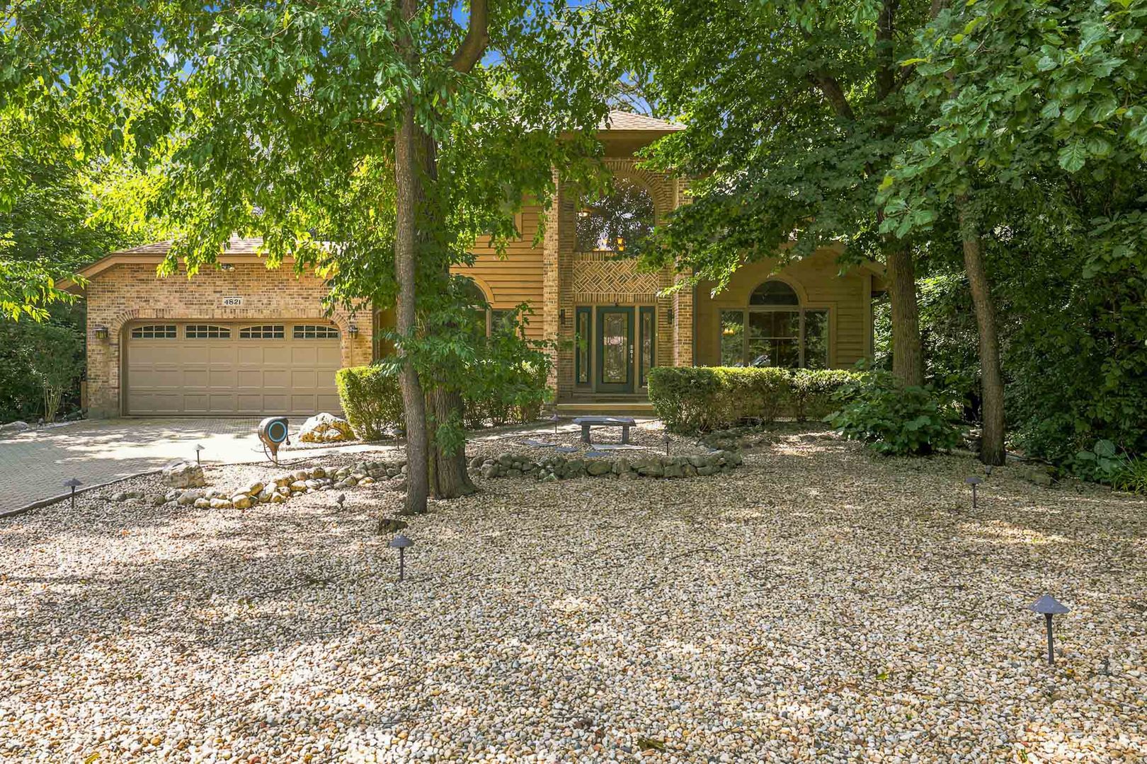 4821 Deepwood Lane
