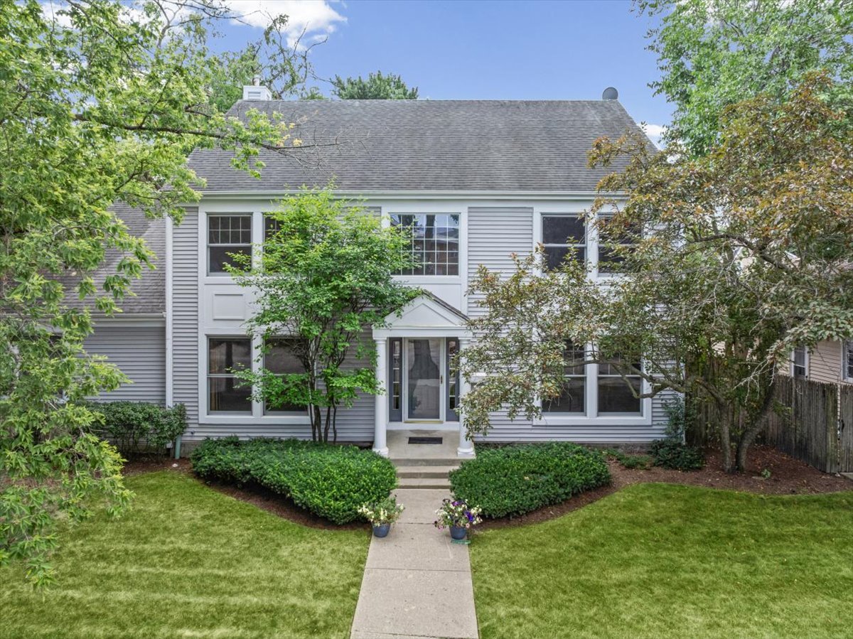 542 Wayland Avenue