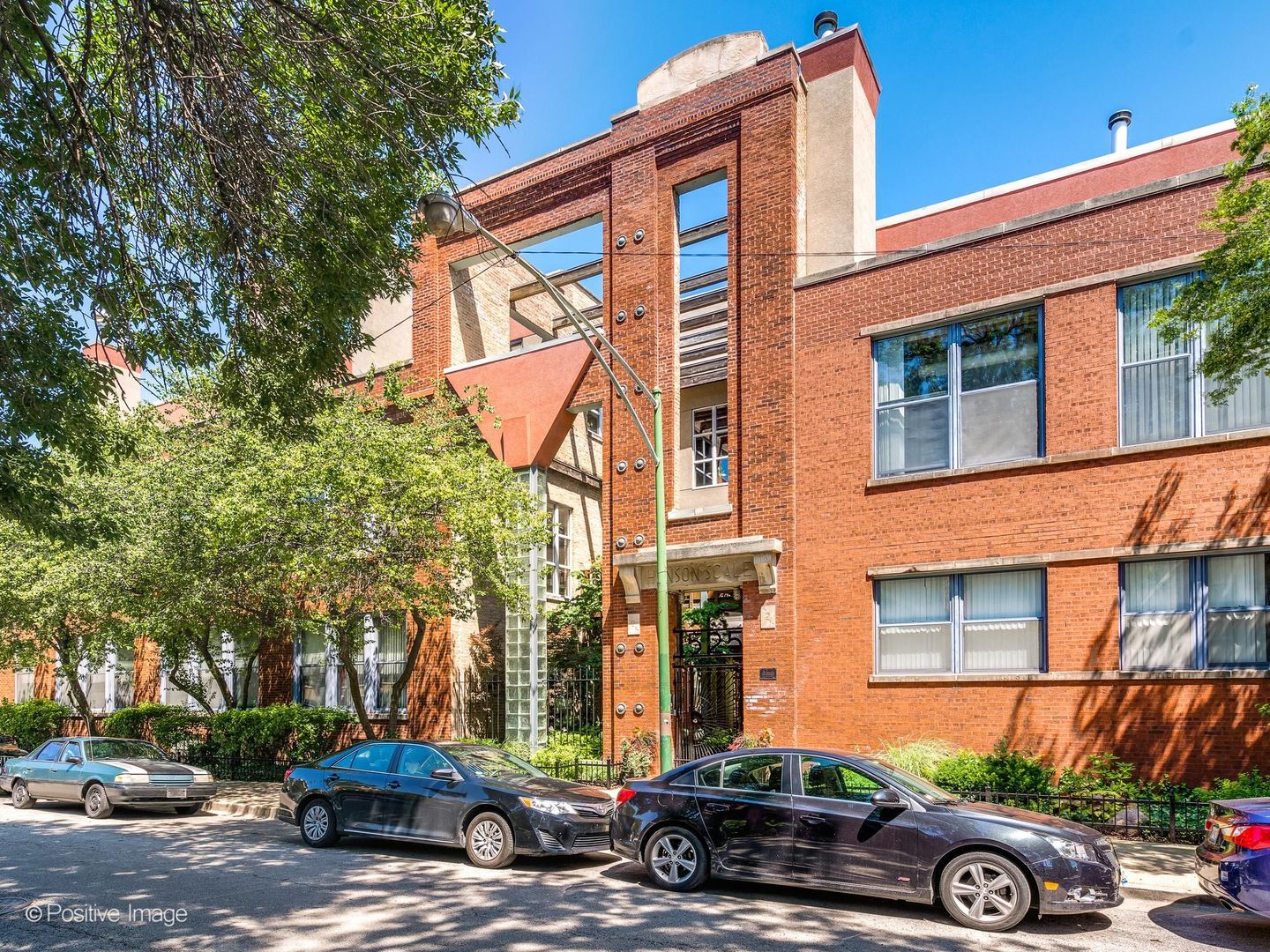 525 Ada Street