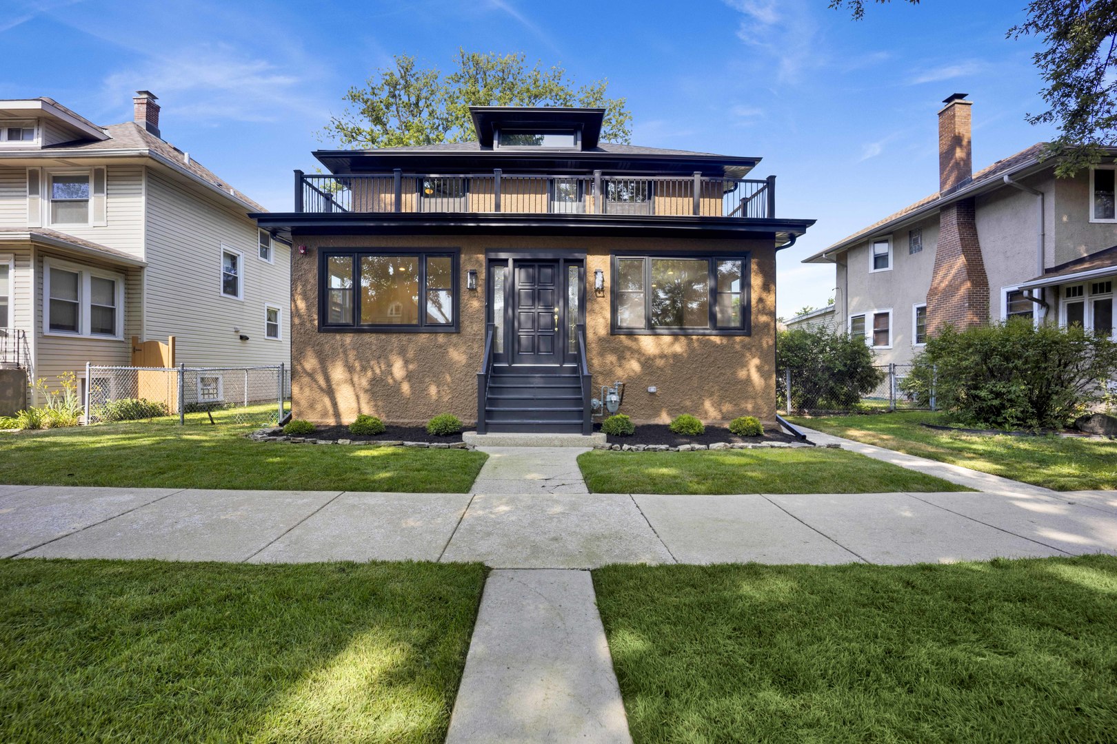 837 Humphrey Avenue
