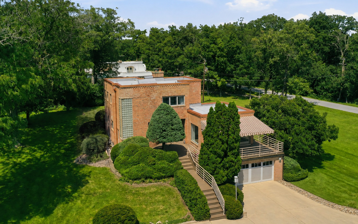 459 Aberdeen Drive