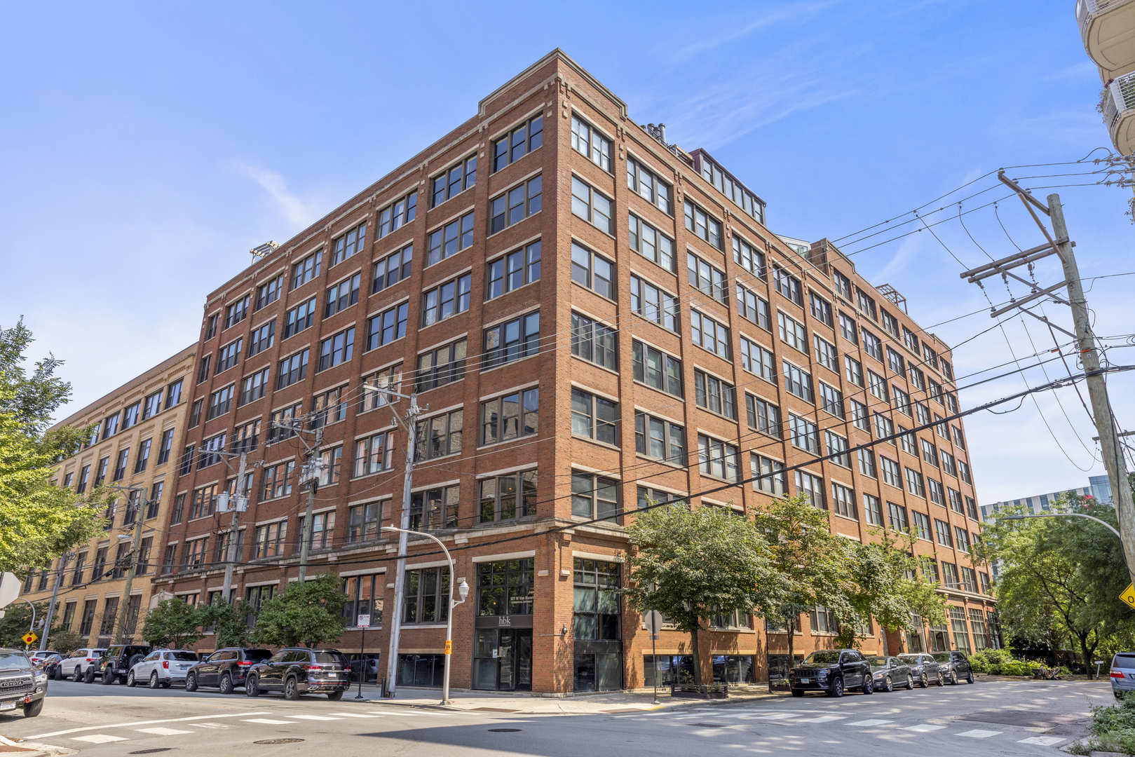913 Van Buren Street