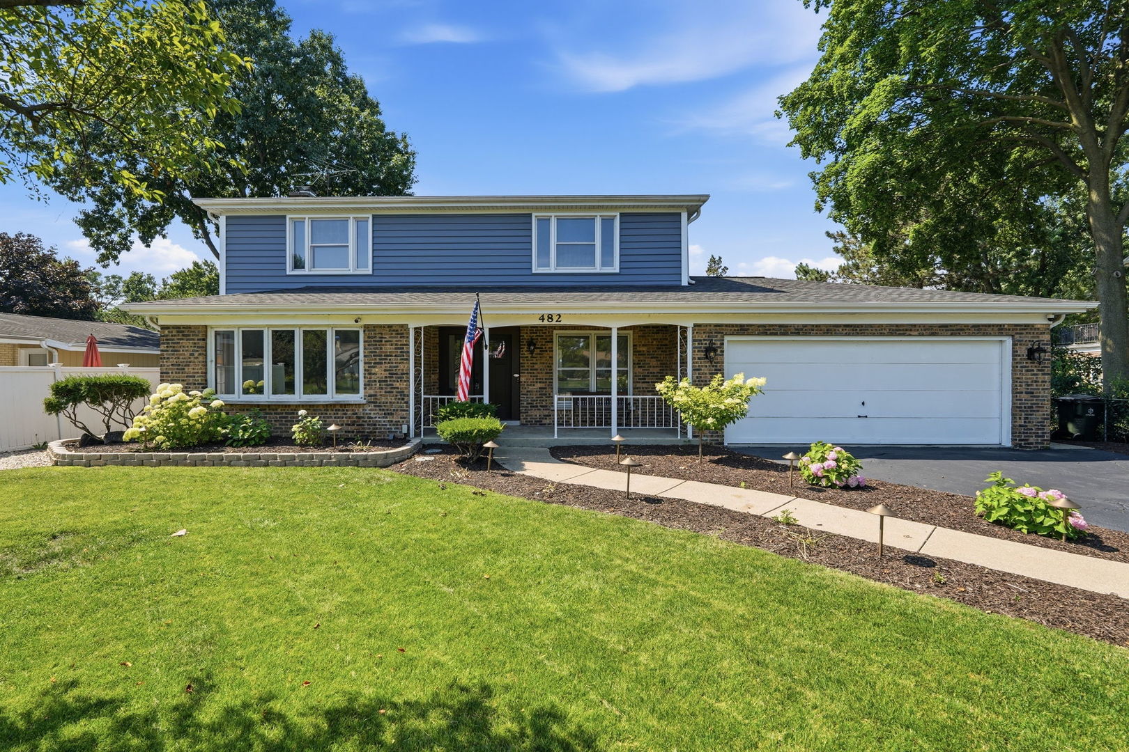 482 Royal Oaks Drive