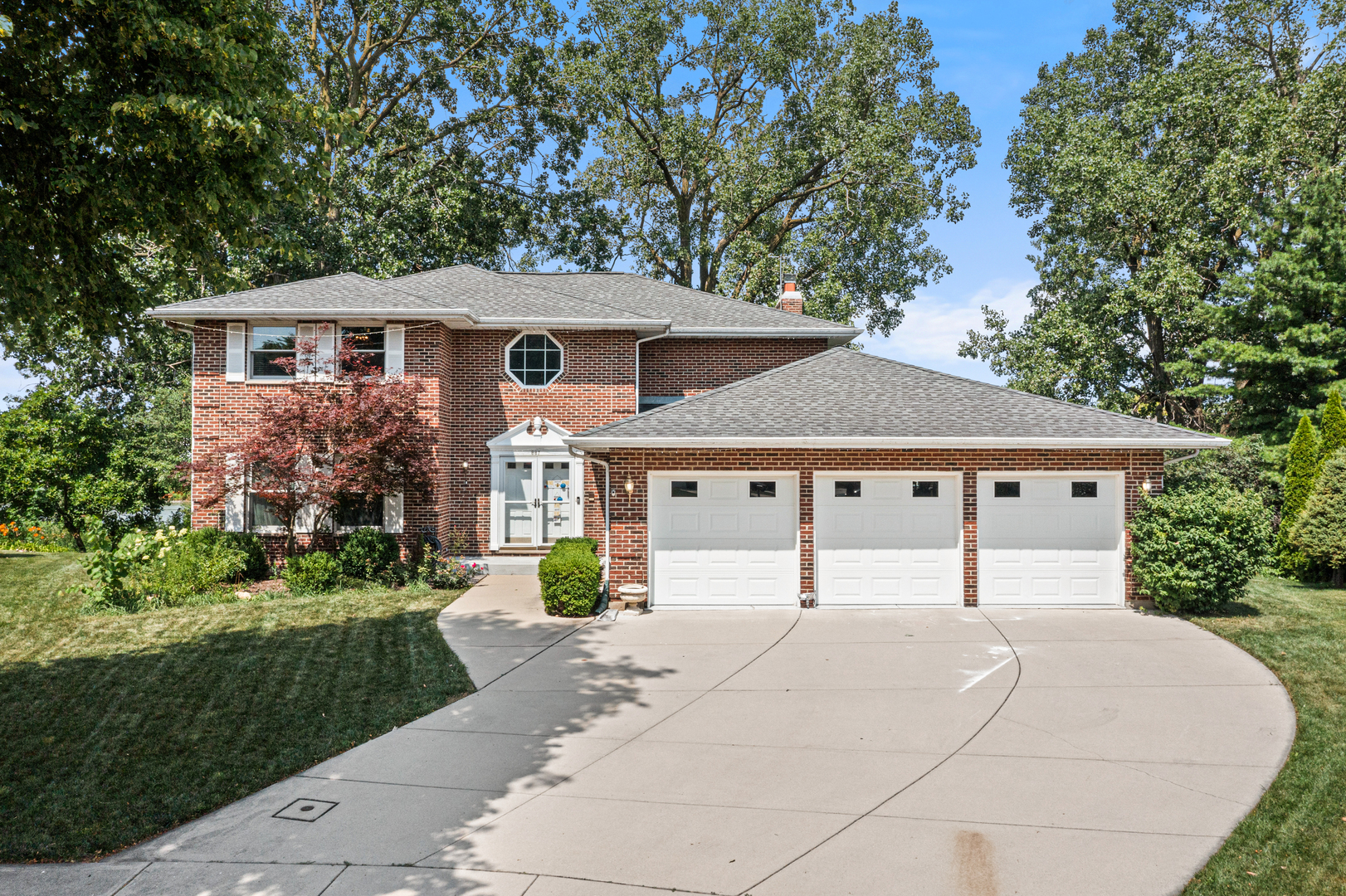 887 Dovington Court