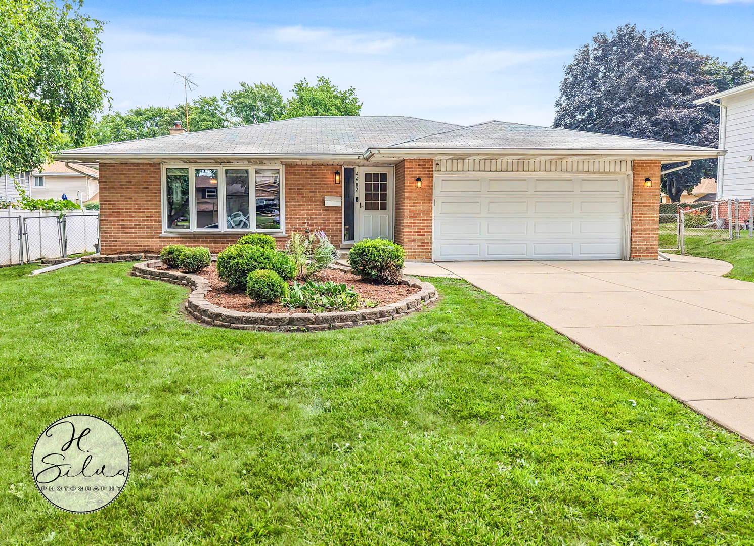 4402 Sycamore Lane
