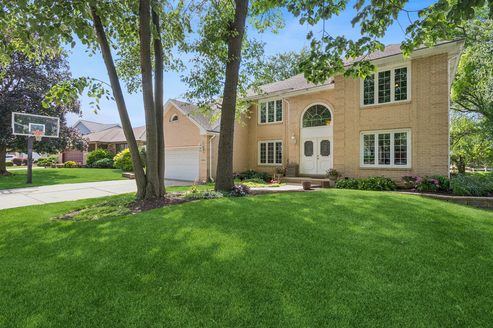 2424 Pepper Tree Court