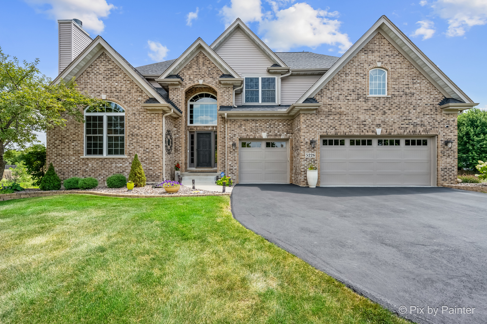 5226 Greenshire Circle