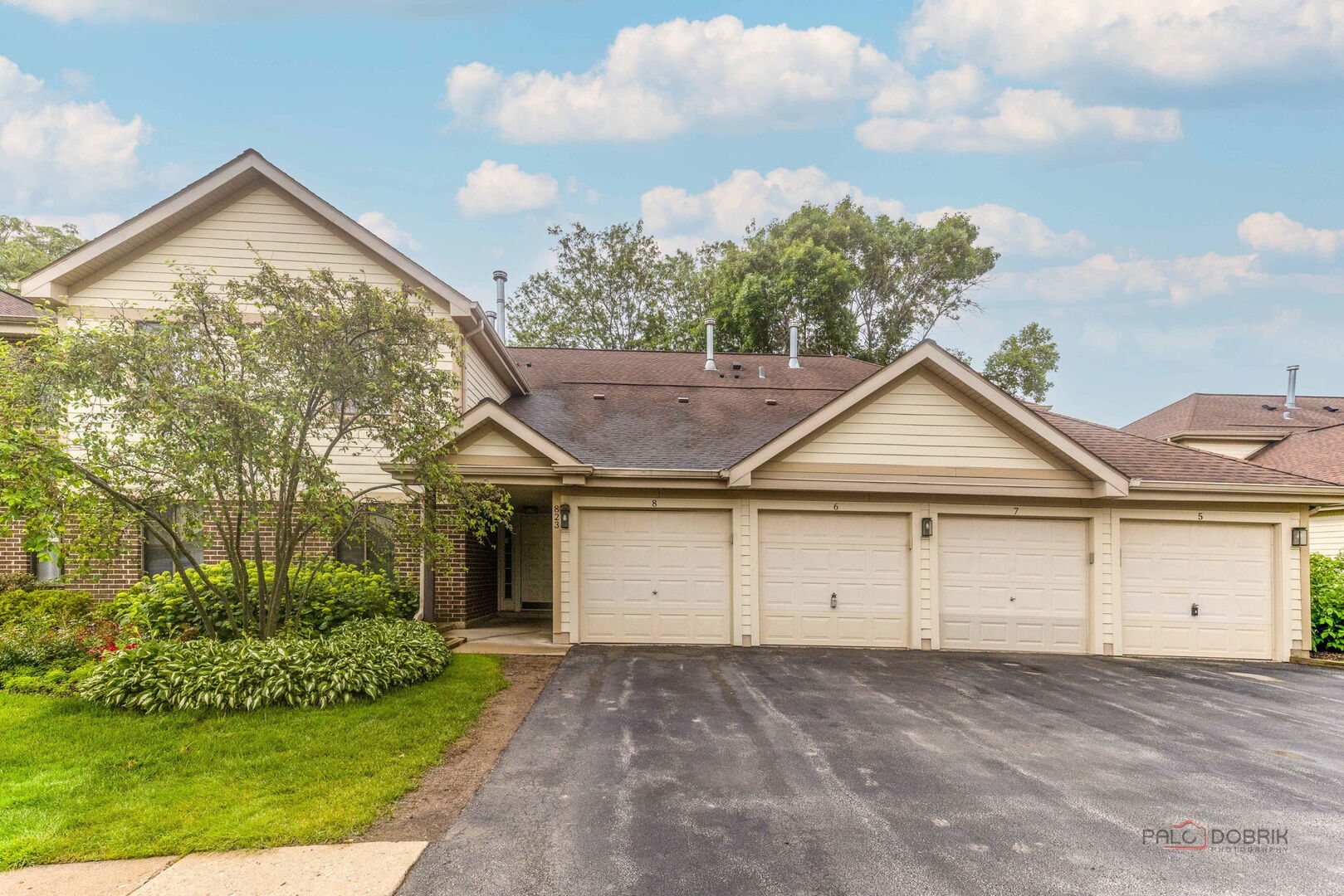 823 Coach Road