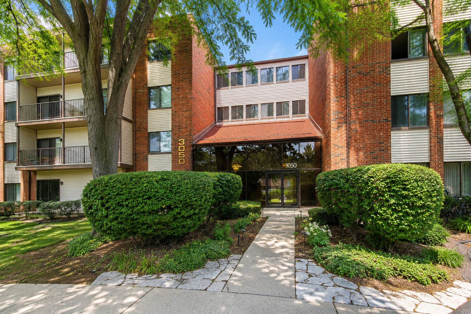 3050 Pheasant Creek Drive