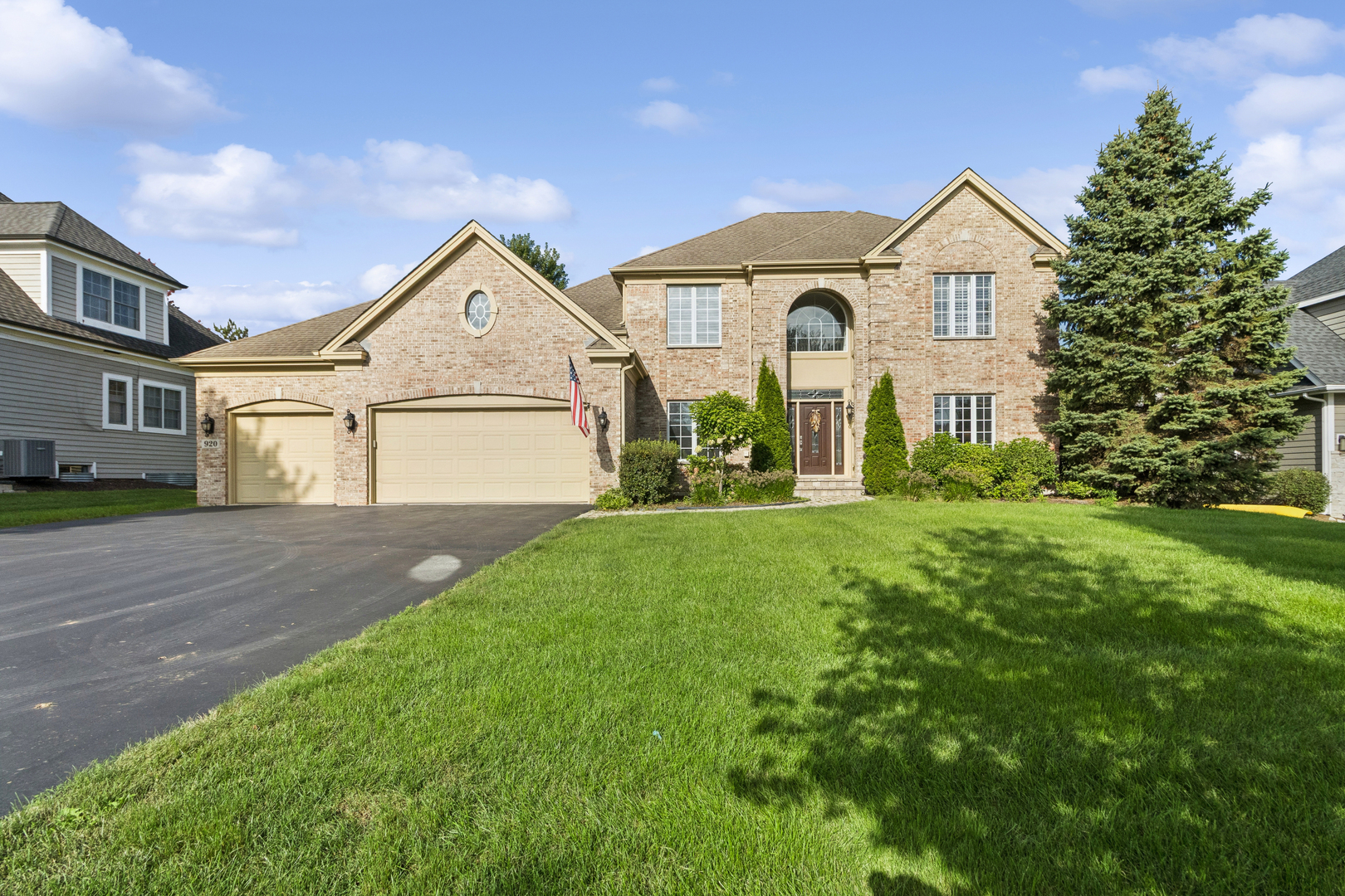 920 Lyons Ridge Drive