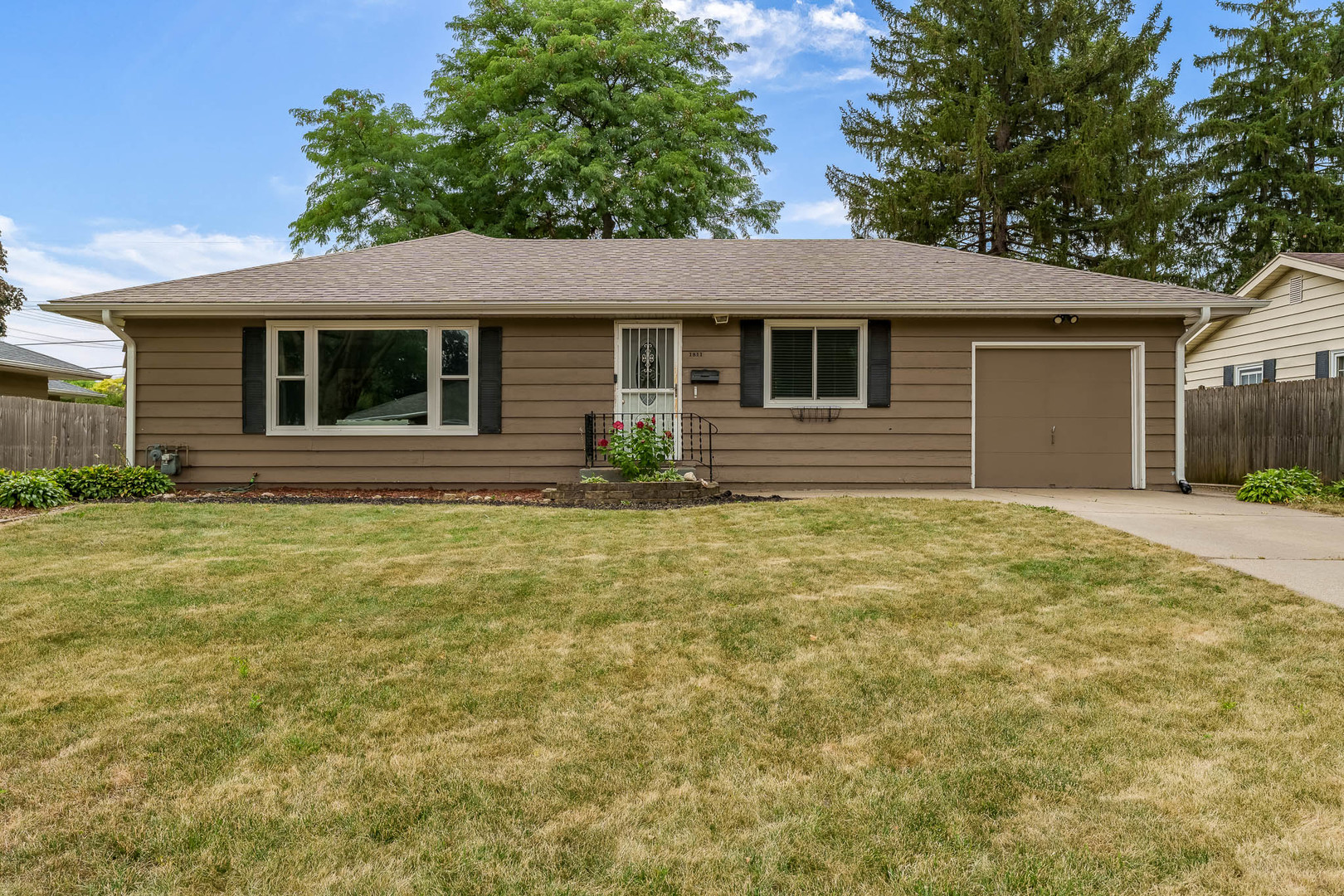 1811 RANDOLPH Drive