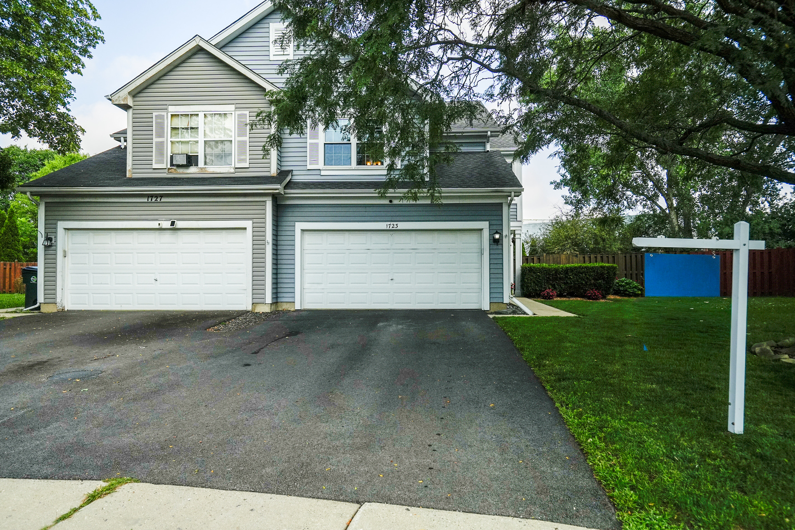 1723 Leeds Court