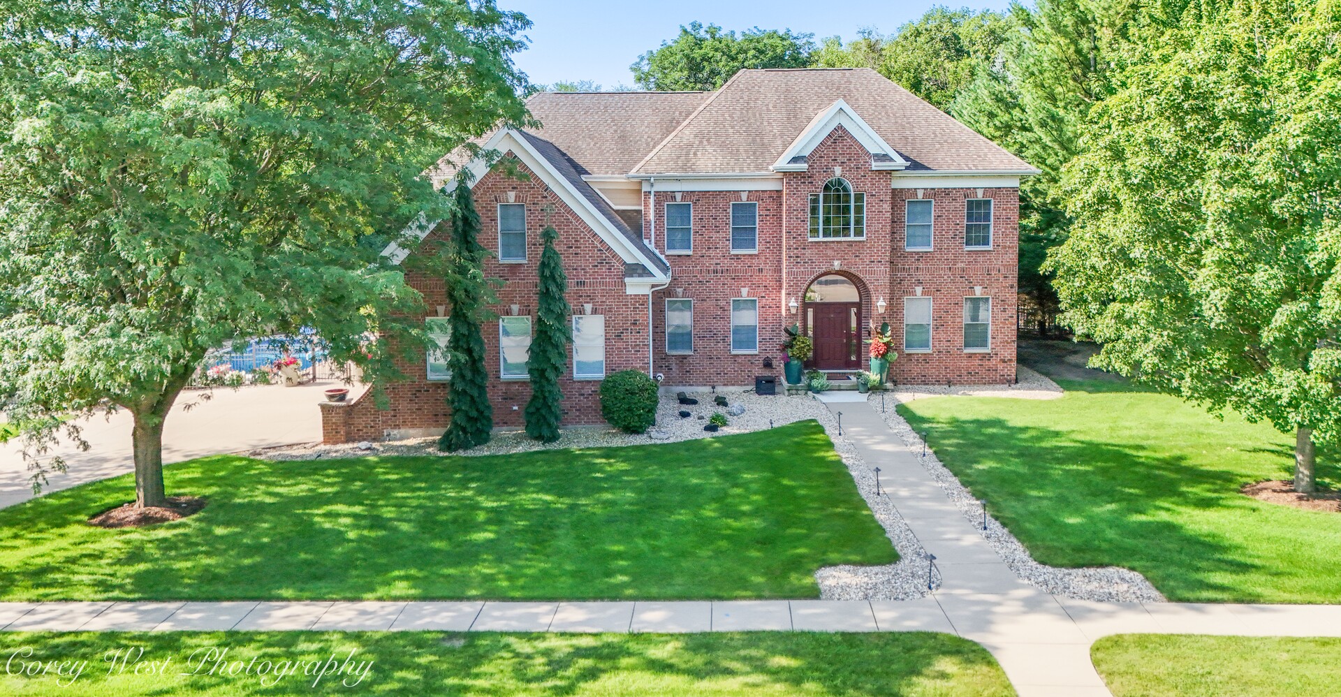 14 Baker Park Avenue