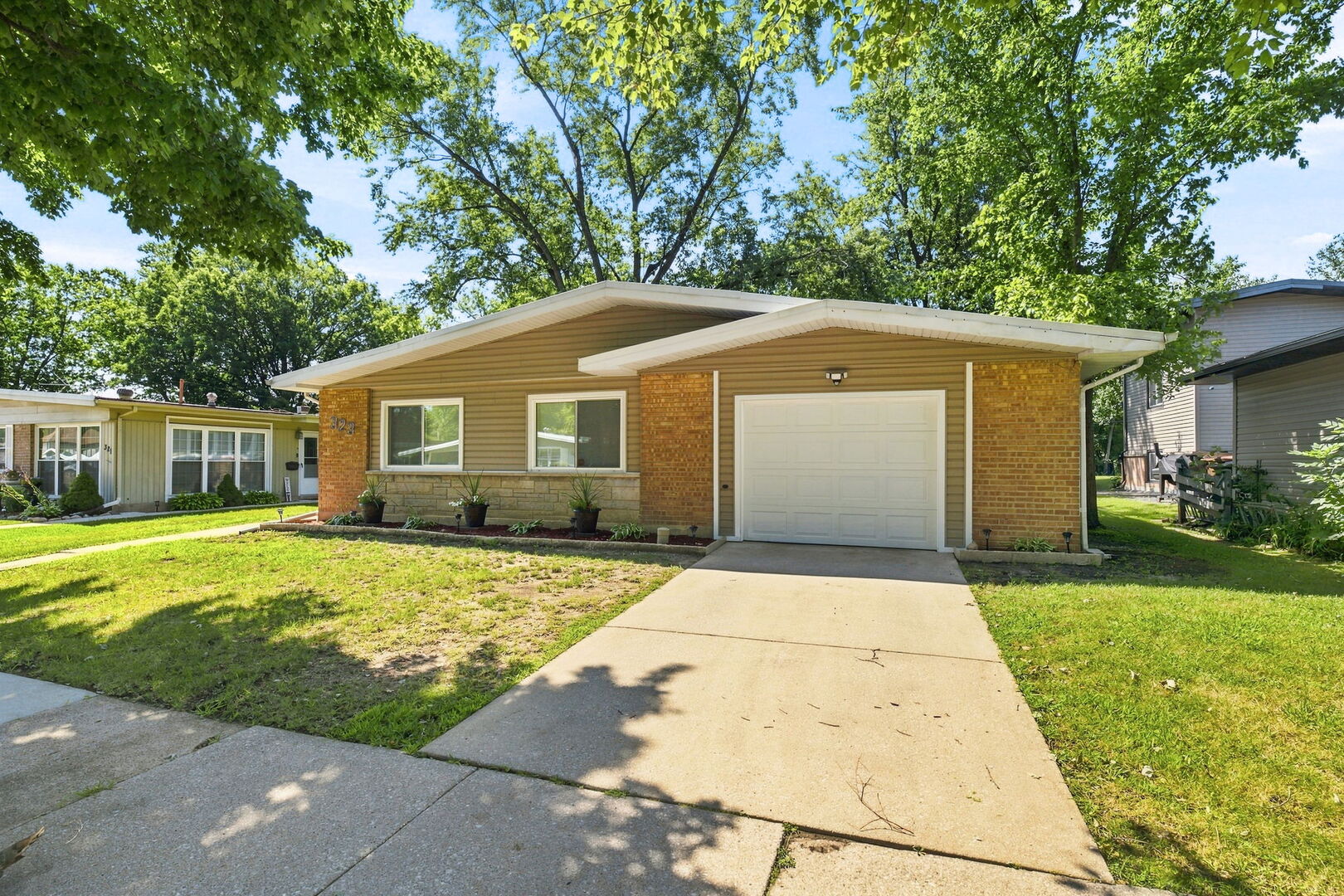 323 Shawnee Street