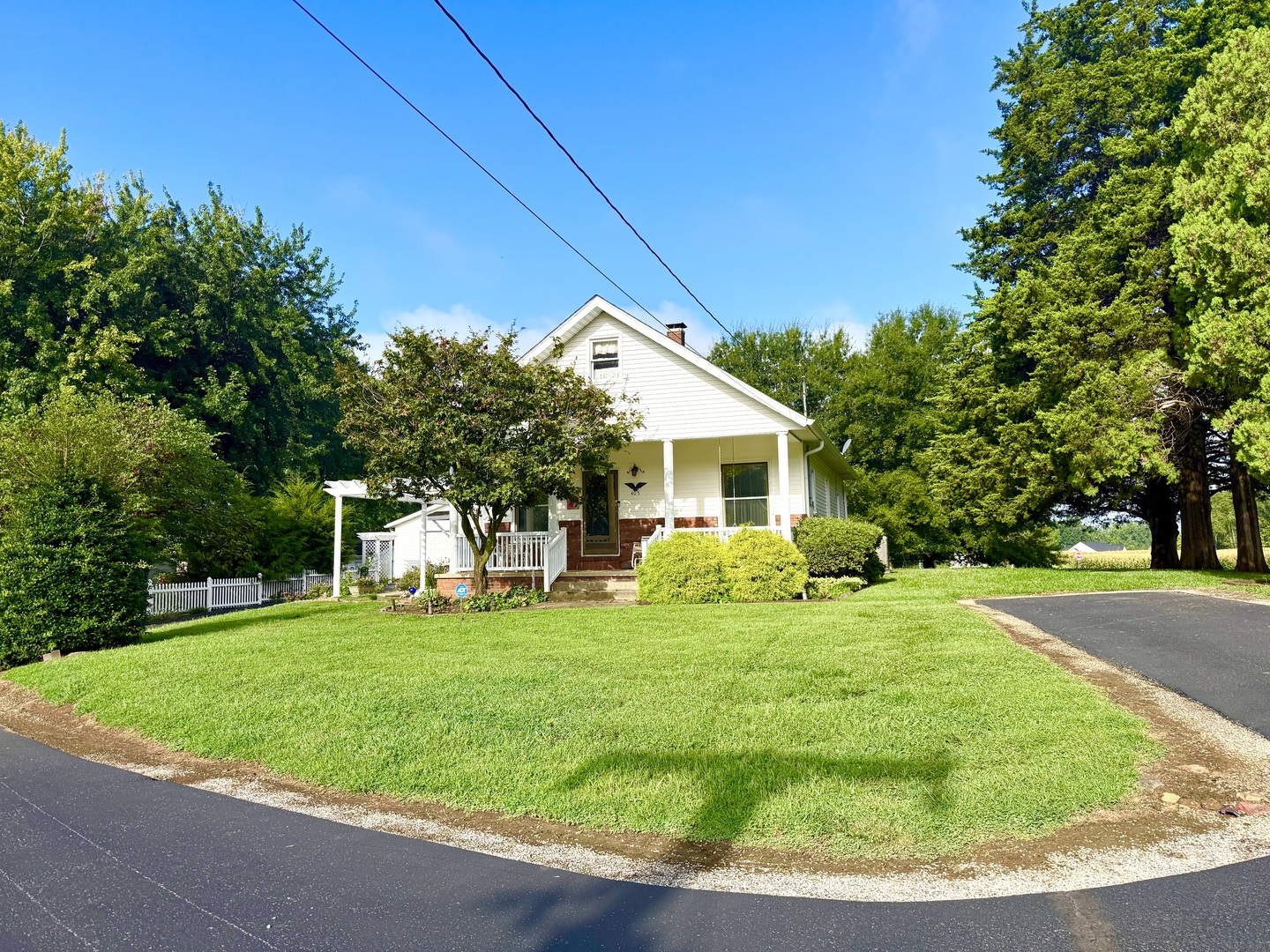 405 Maple Street