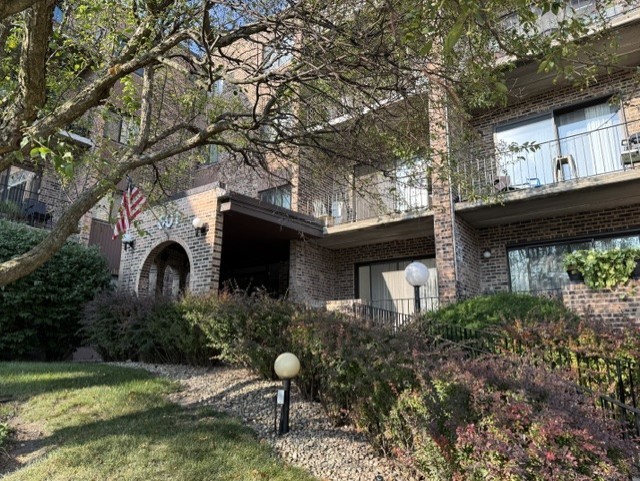 601 Huntington Commons Road