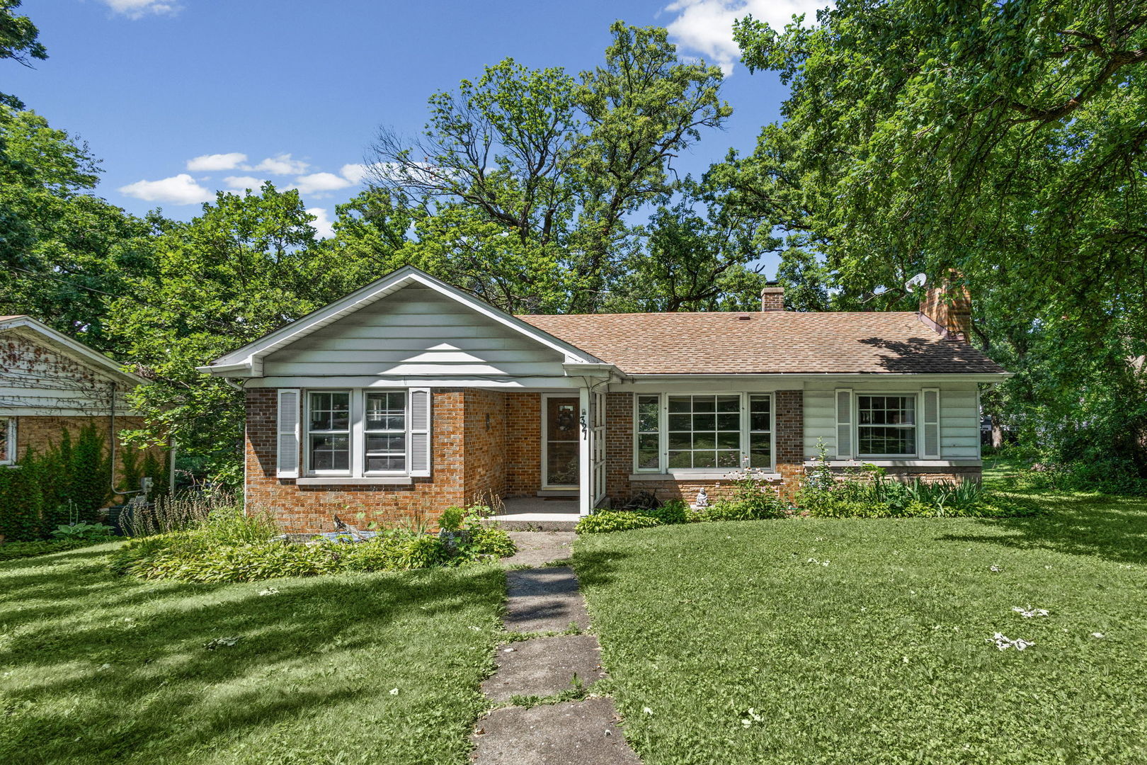321 Bloomingdale Road