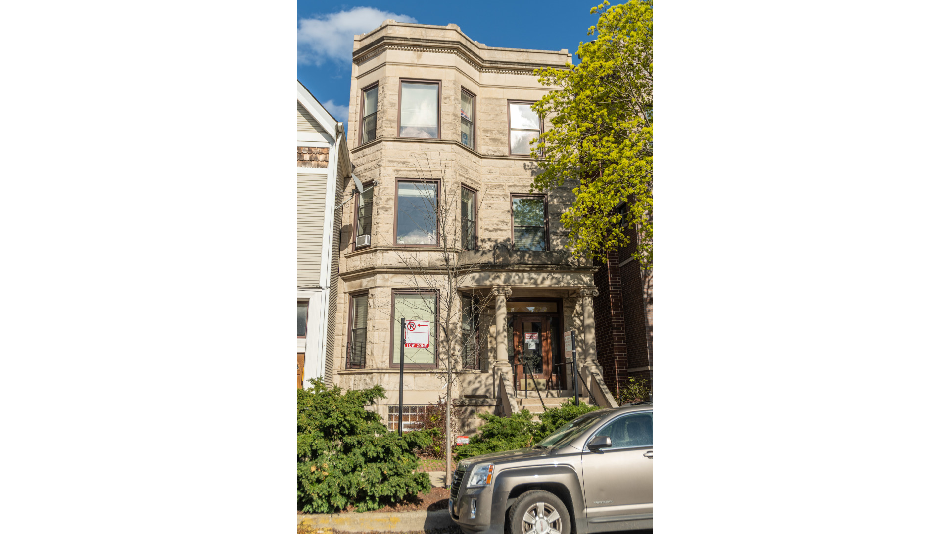3423 Seminary Street
