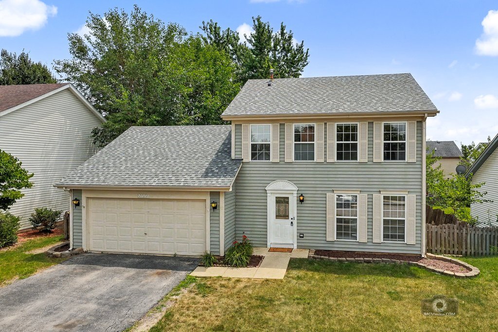 21221 Chastworth Lane
