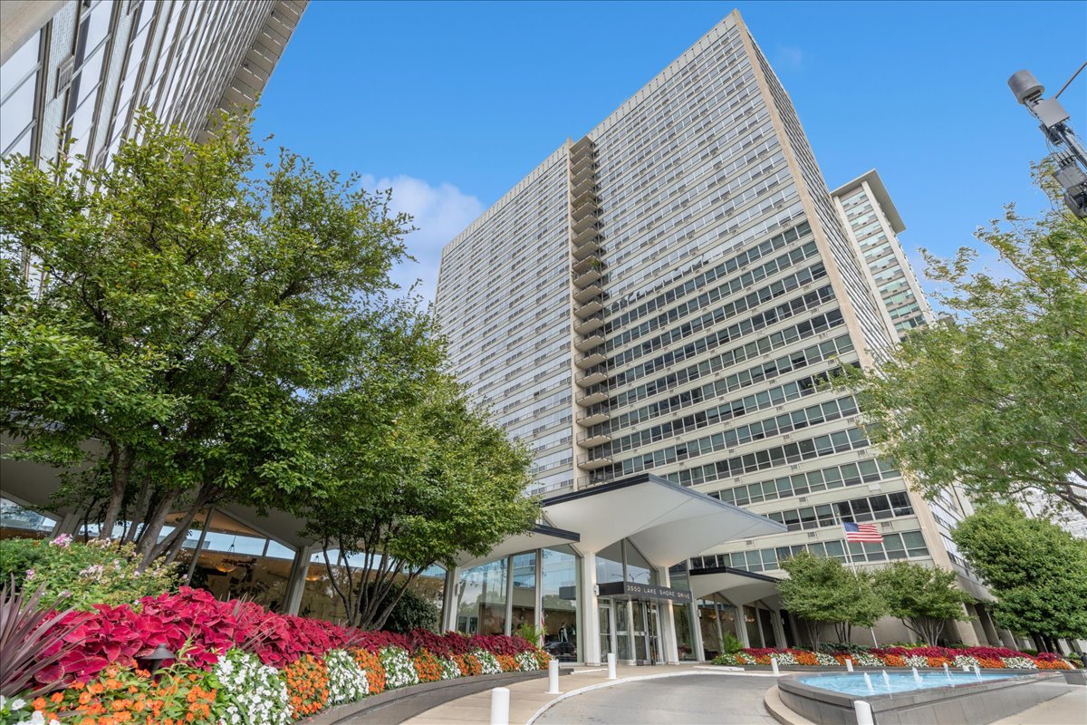 3550 Lake Shore Drive