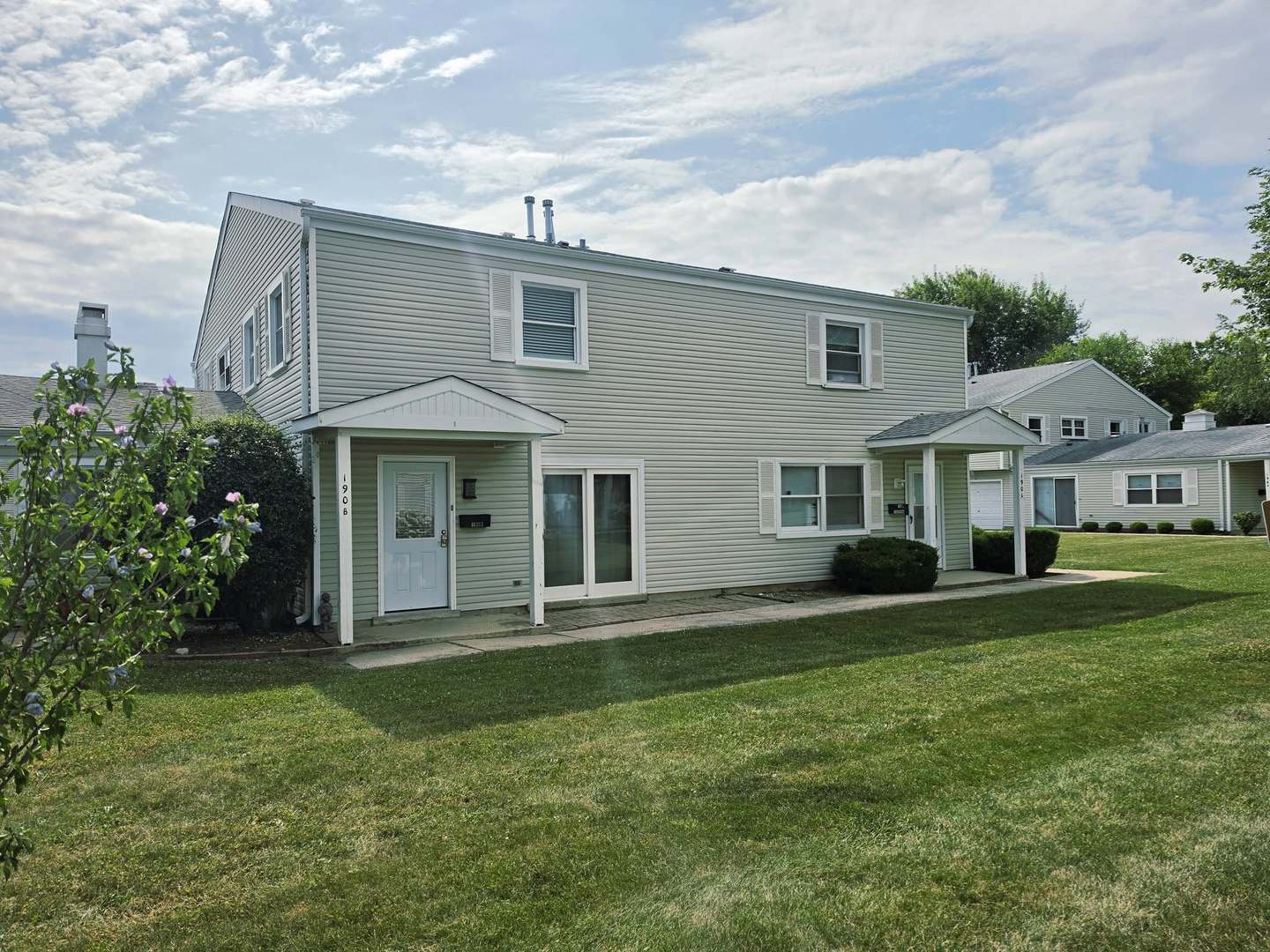 190 Elizabeth Court
