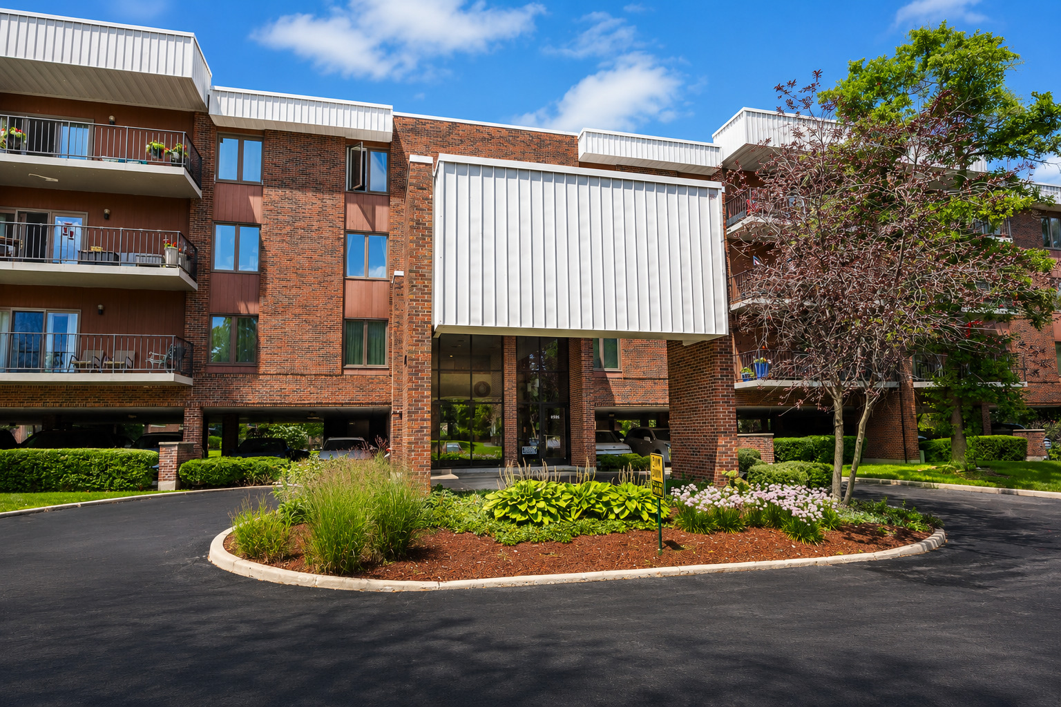 6585 Main Street