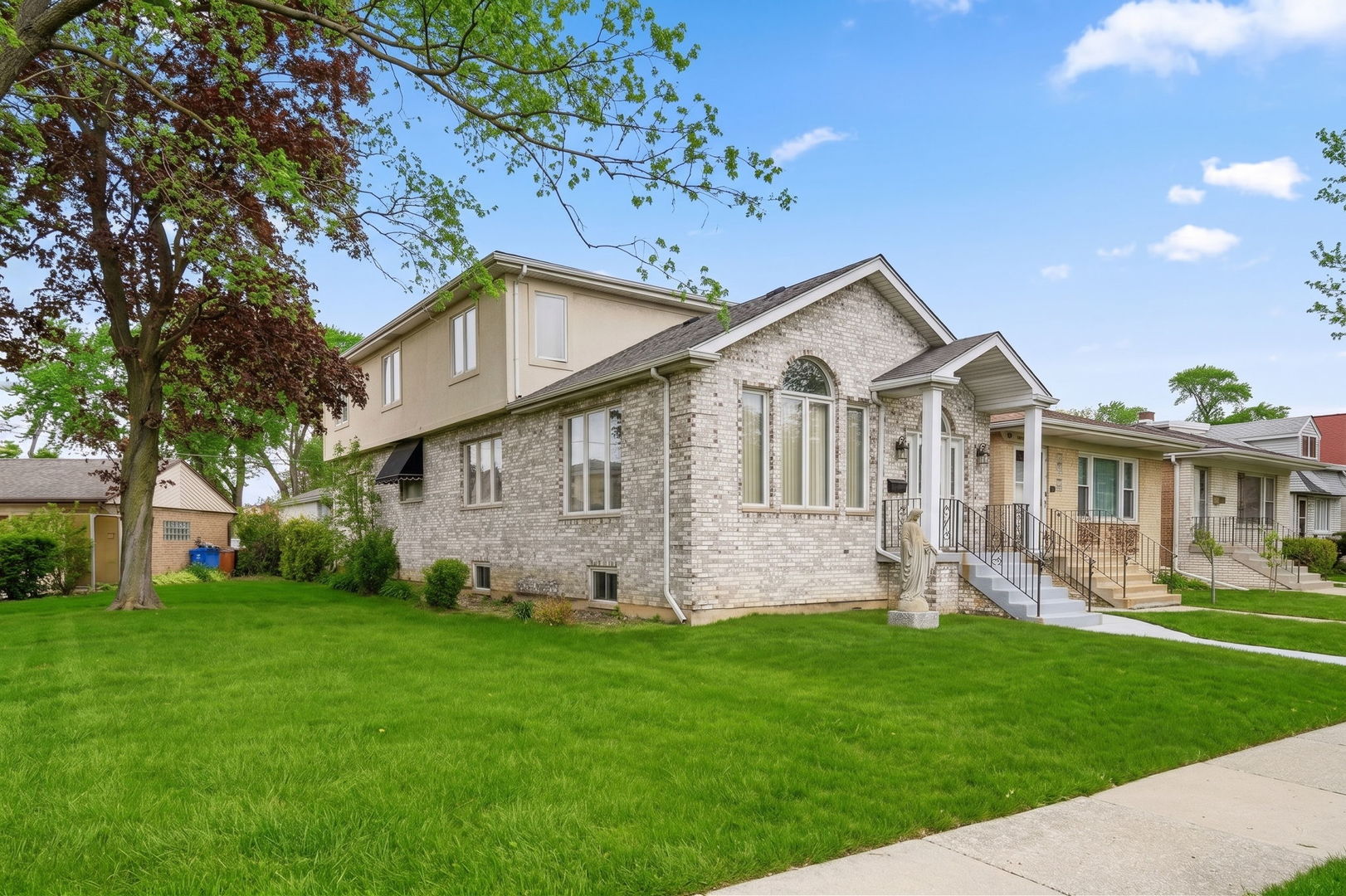 6916 Forest Preserve Drive
