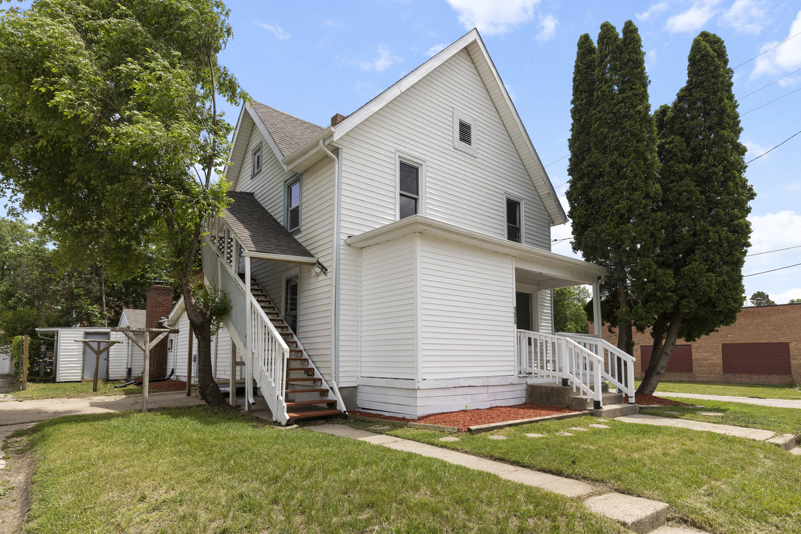 135 8th Street