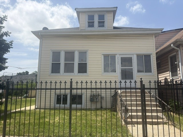 2320 Mulligan Avenue