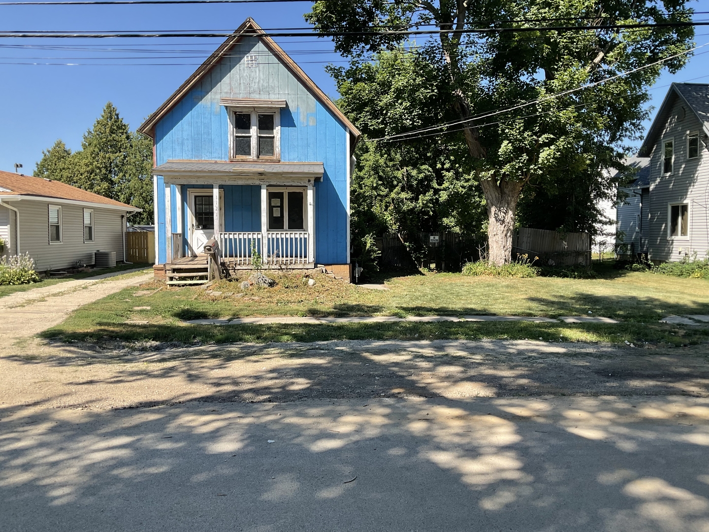 1121 Kishwaukee Street