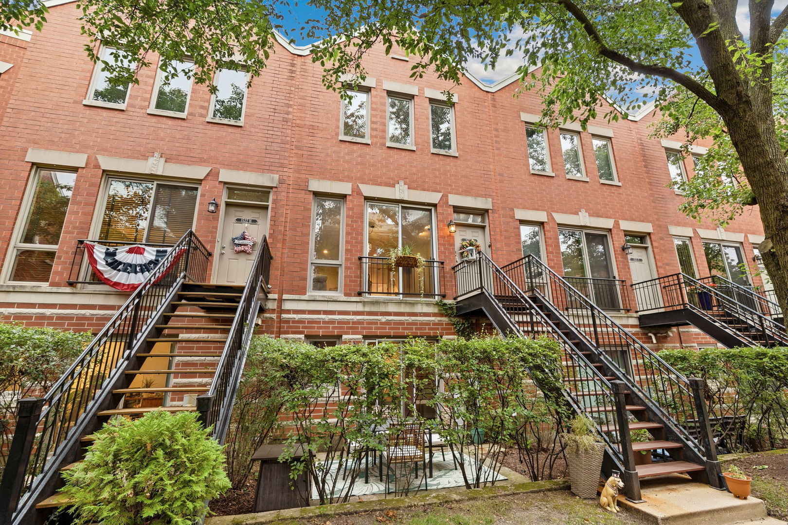 1522 School Street