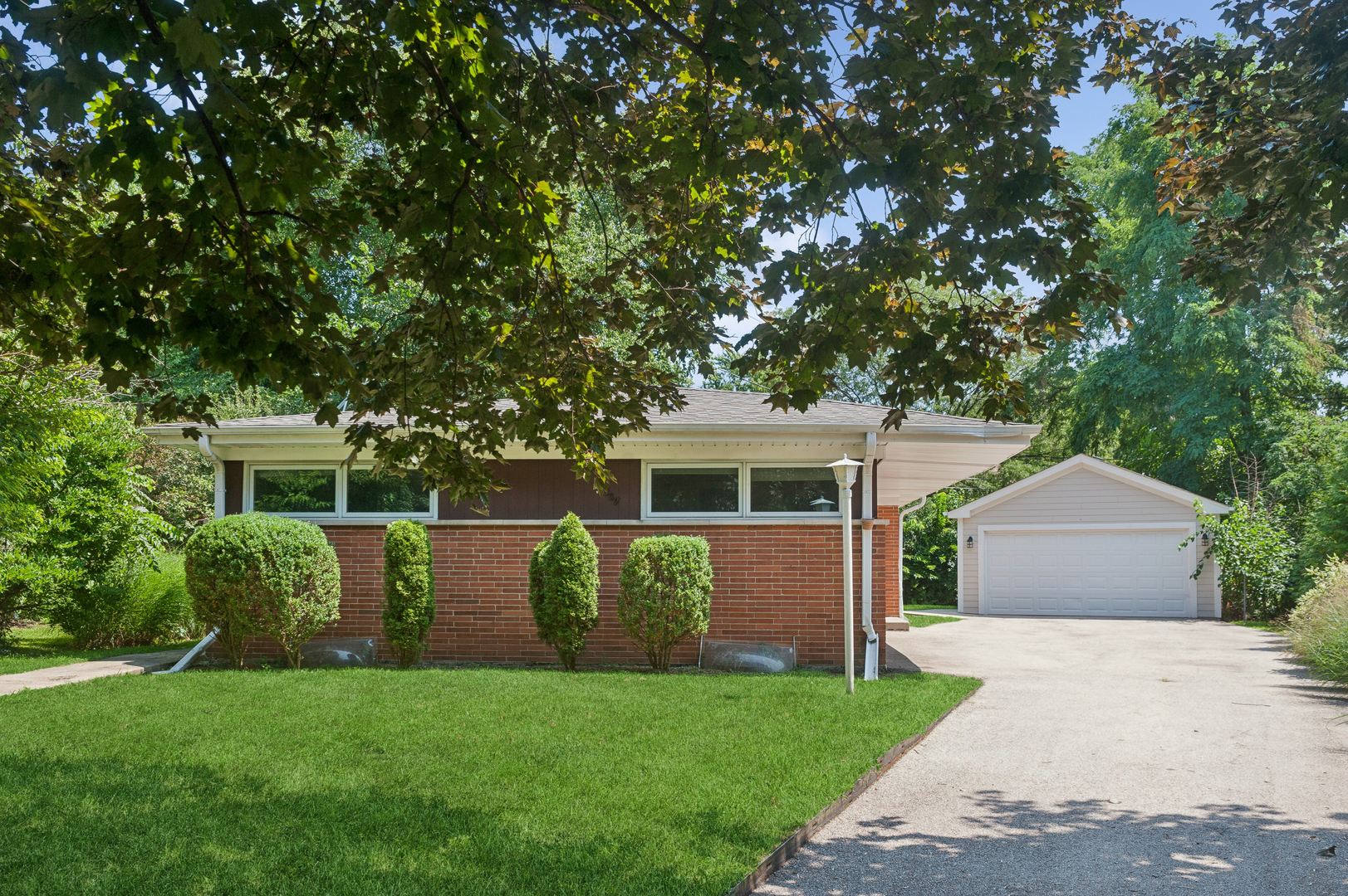 2117 Parkview Court