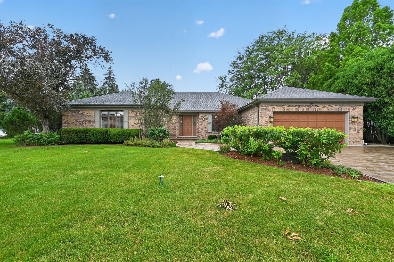 135 Hawkins Circle