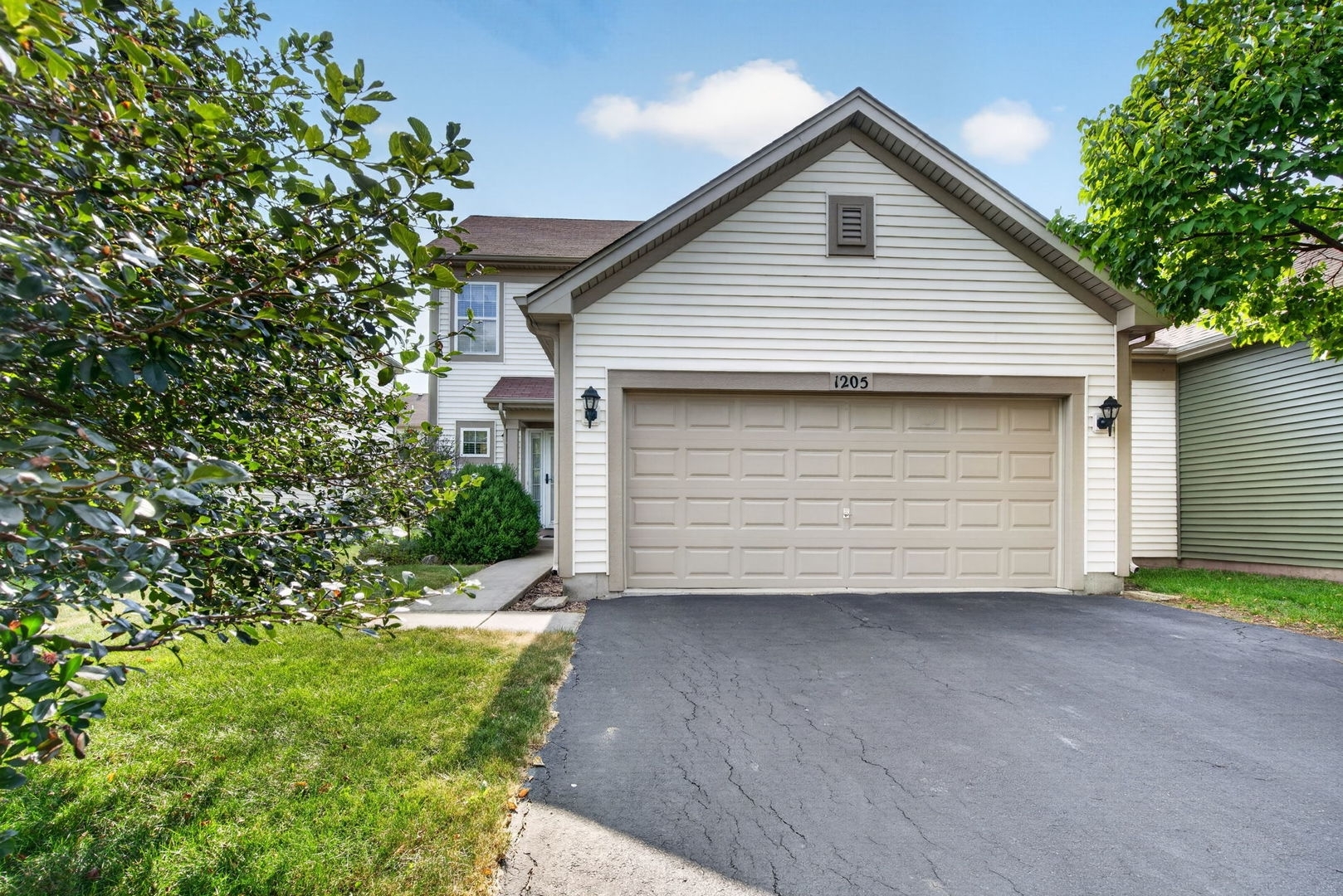 1205 FAWNLILY Circle